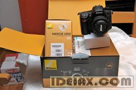 Nikon D7000 with 18-105 VR Lens Kit at $1000USD